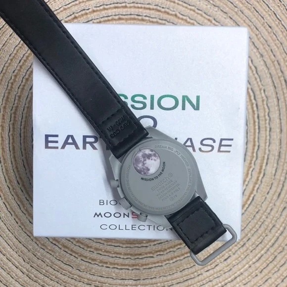 Swatch x Omega Moonswatch Mission To Earthphase Green Blue Dial Velcro - Picture 4 of 5